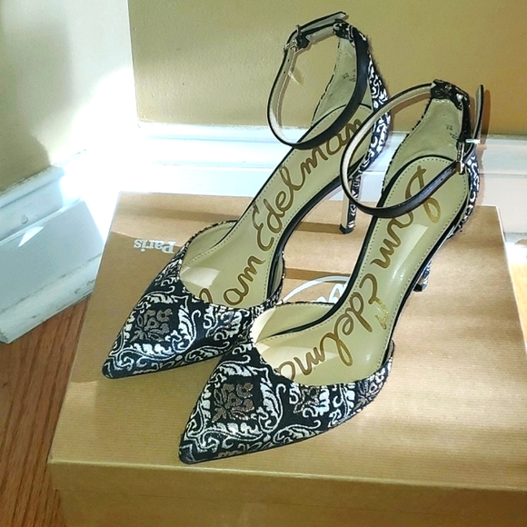 Sam Edelman Shoes - Beautiful Sam Edelman pointy toe brocade heels